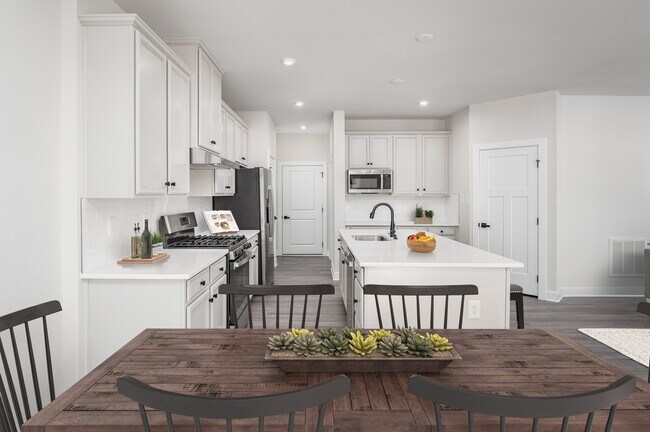 1703 Highlander Dr unit 36852976, Xenia, OH 45385 - photo 3