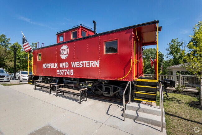 Discover the unique sights offered by the city of Woodburn.