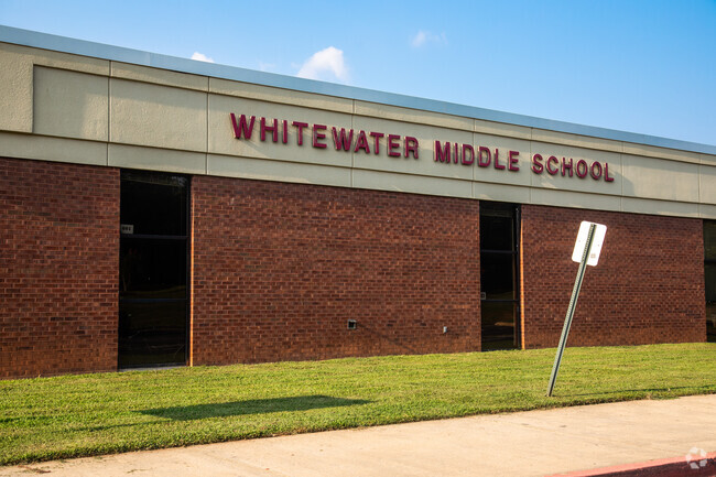 Whitewater Middle School provides education in the neighborhood of 
South Fayette County