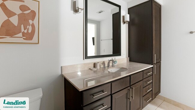 777 Preston St unit 8D, Houston, TX 77002 - photo 2