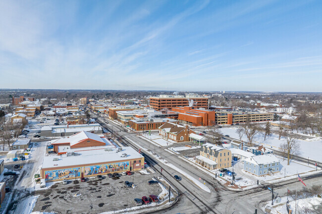 Downtown Anoka is a bustling economic center of the town.