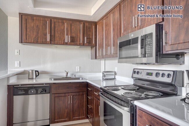 501 Forest Ave unit FL5-ID1255, Palo Alto, CA 94301 - photo 6