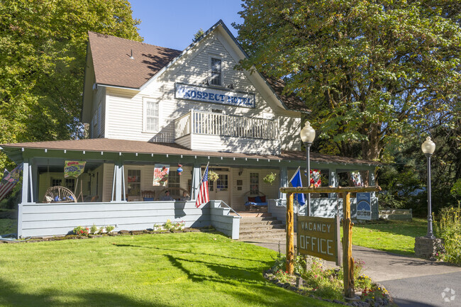 The prospect historical hotel is one of the main attractions of the Prospect neighborhood.