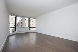 2 S End Ave Unit 12M, New York, NY 10280