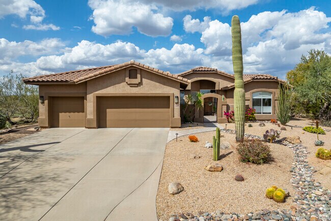 esert Foothills is known for its private homes set against stunning desert views.