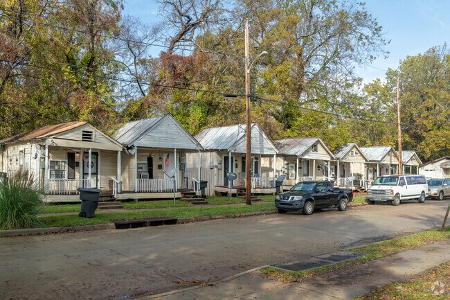Classic shotgun homes are commonly found in Allendale-Lakeside.