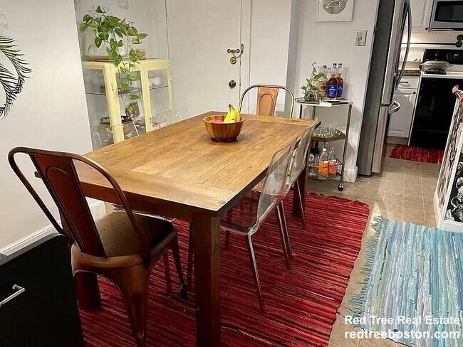 31 Station St, Brookline, MA 02445 - photo 6