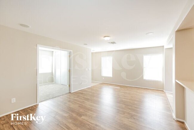 13318 N 124th Ln, El Mirage, AZ 85335 - photo 5