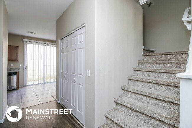 5317 W Raymond St, Phoenix, AZ 85043 - photo 2