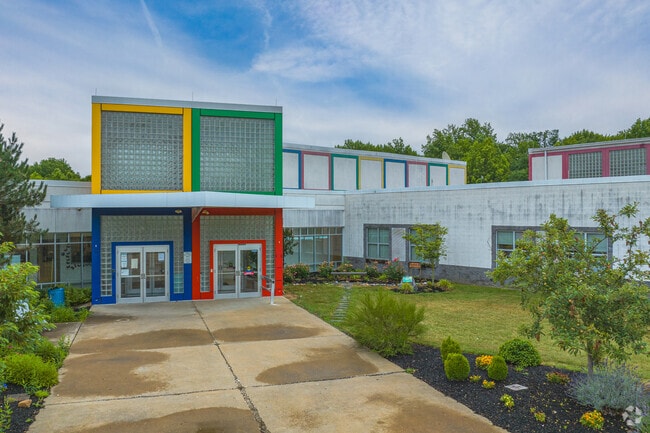 William Keene Elementary in Glasgow features a 14 to 1 student-teacher ratio.