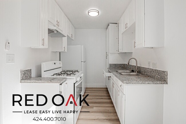 236 N San Gabriel Ave unit 16, Azusa, CA 91702 - photo 3