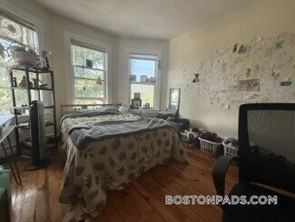 66 Pleasant St, Cambridge, MA 02139