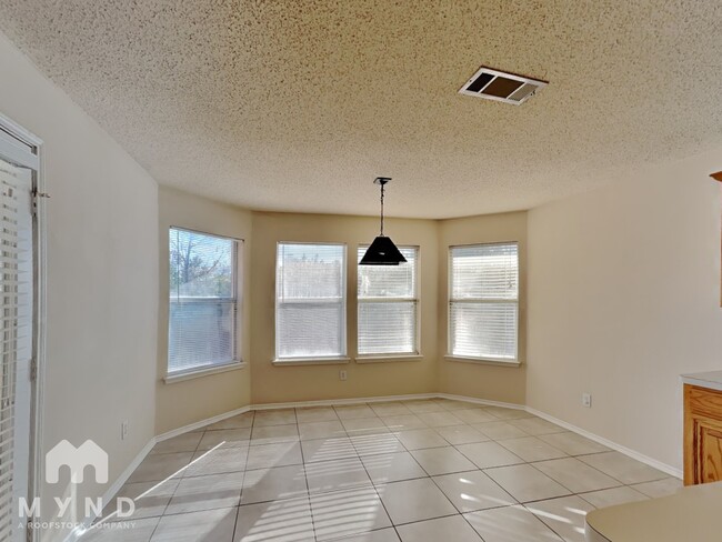 1801 Bertram Dr, Mansfield, TX 76063 - photo 7