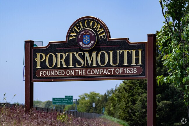 Portsmouth is a really welcoming town and you can tell in the Portsmouth neighborhood.