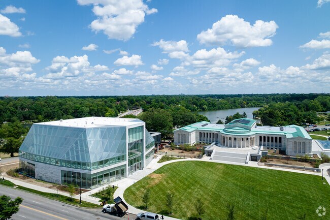 Elmwood Bidwell is home to the AKG Art Museum that reopened in 2023.