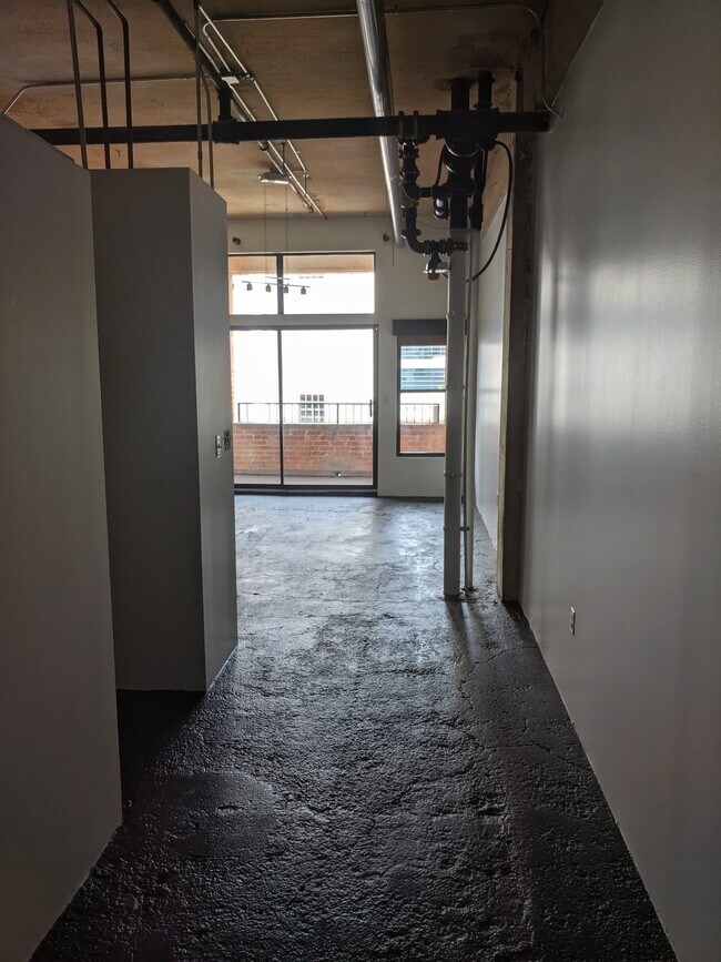 95 Forsyth St SW unit 3C, Atlanta, GA 30303 - photo 6