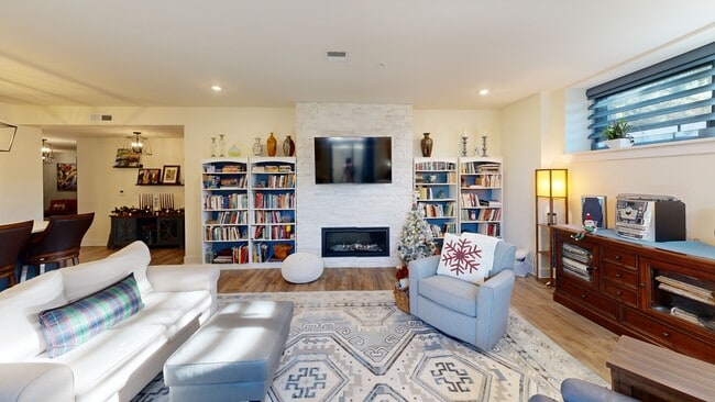 29 E 1st Ave unit C-110, Trappe, PA 19426 - photo 2