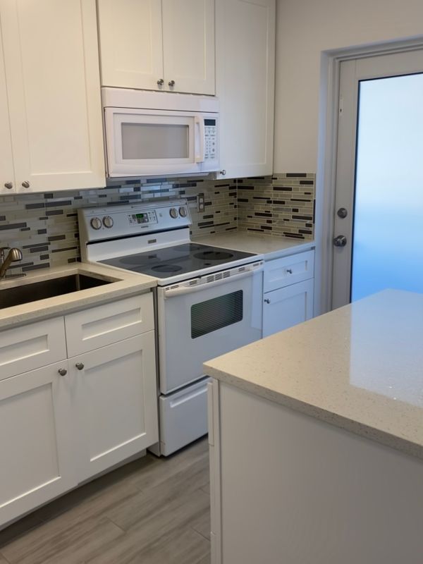 4502 N Federal Hwy, Lighthouse Point, FL 33064 - photo 2