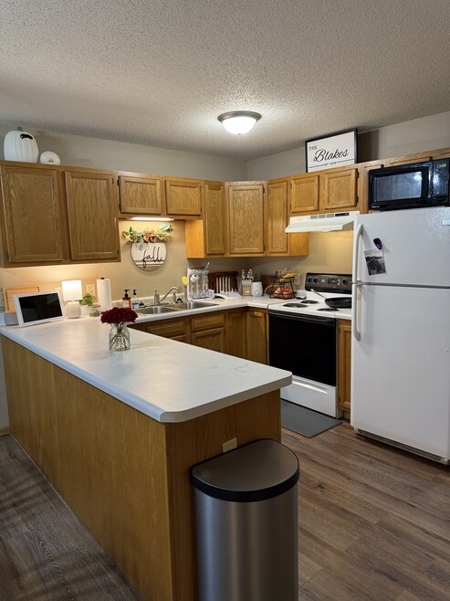 4319 131st St, Lake Hallie, WI 54729 - photo 1