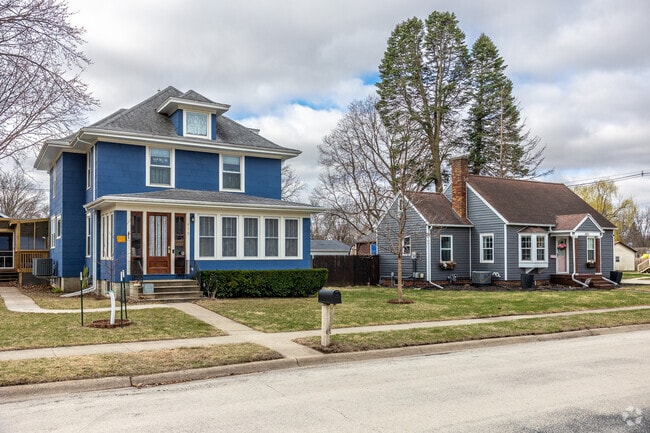 Older homes in Waverly come in various sizes, styles, and shapes.