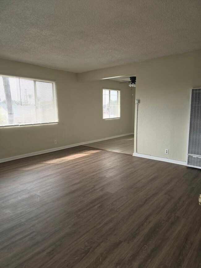 11112 S New Hampshire Ave Unit 11112 S. New Hampshire, Los Angeles, CA 90044