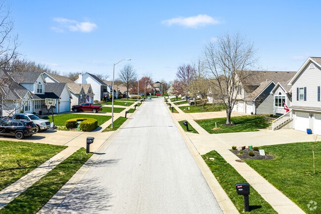 Barry Harbour offers plenty of sidewalks.