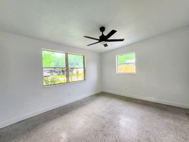 5311 5th St Ct W, Bradenton, FL 34207 - photo 4