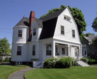 108 Walnut St, Newton, MA 02460