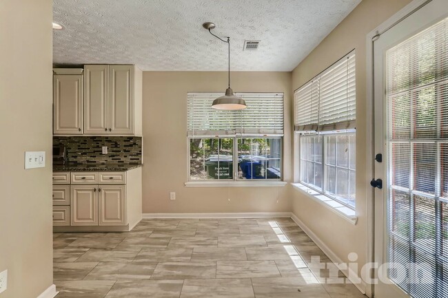 2024 Atha Woods Dr, Monroe, GA 30655 - photo 3