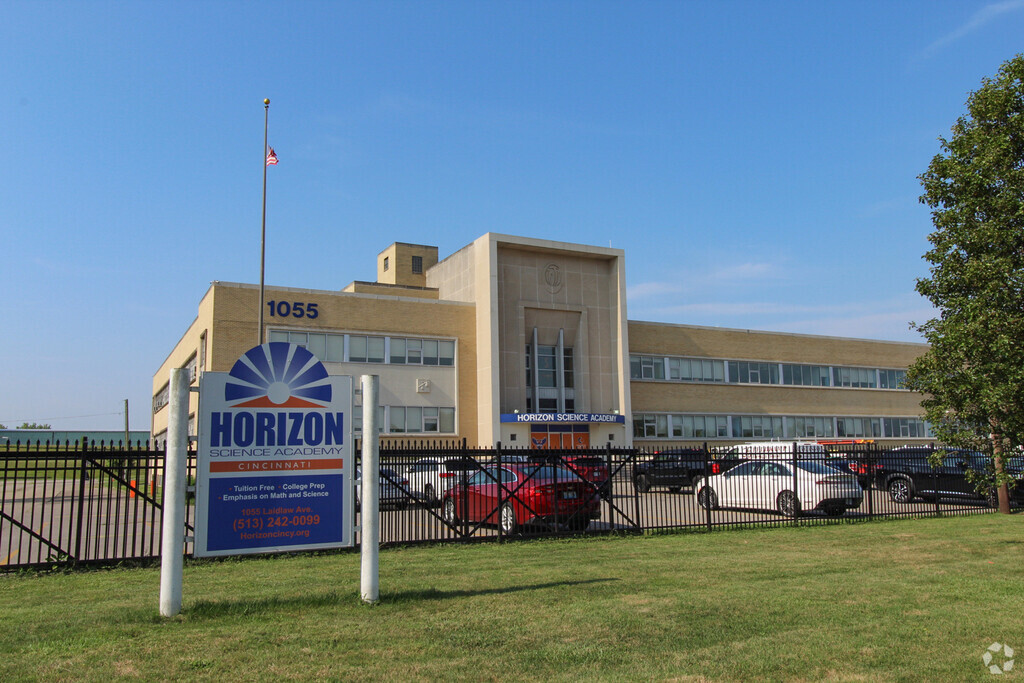 Horizon Science Academy-Cincinnati sign and building in Bond Hill.
