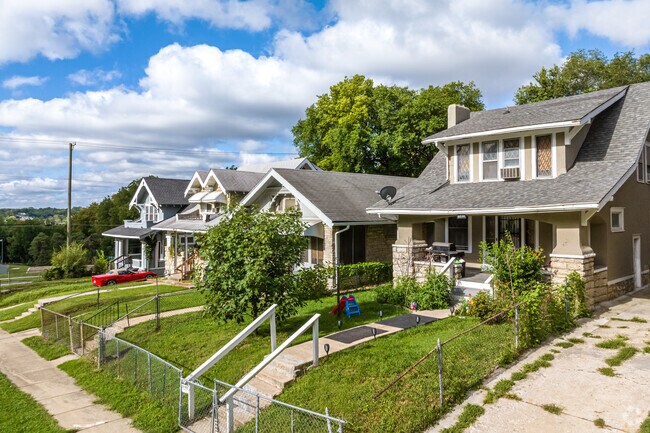 Oak Park Southwest offers bungalows with front porches.
