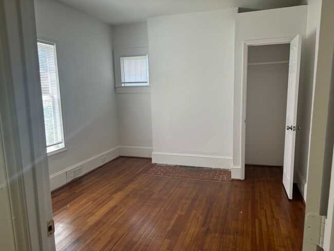 1917 NE 25th St, Winston-Salem, NC 27105 - photo 4