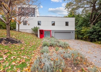 35 Thornberry Rd, Winchester, MA 01890