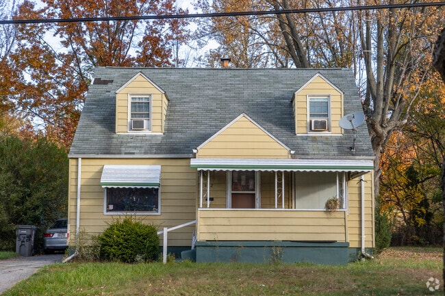 Many homes in Cottage Grove add additional AC units in the summer months.