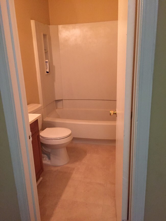 1919 Metairie Ave unit b, Metairie, LA 70005 - photo 4