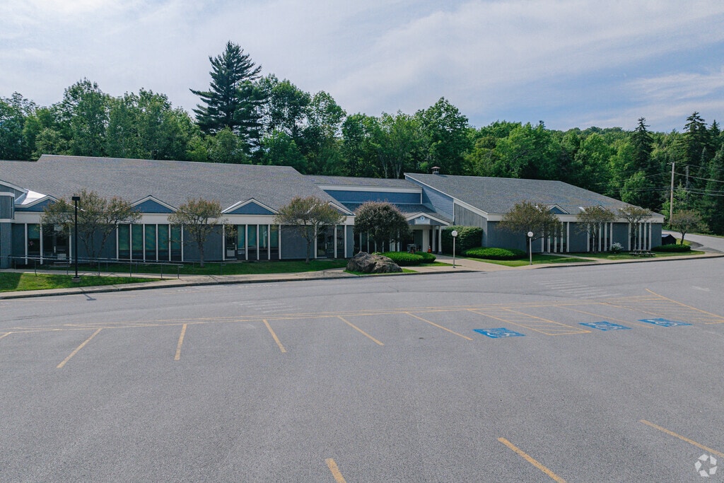 Killington Elementary School provides a well-rounded education and promotes academic excellence.