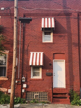 25 Fleetwood St, Johnstown, PA 15901