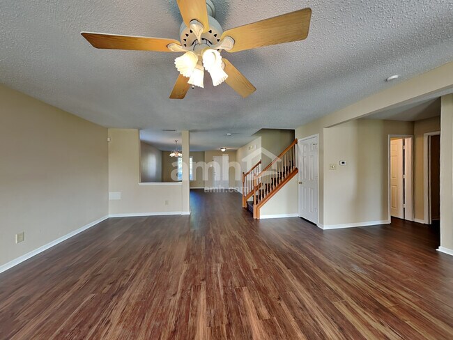 5537 Floating Leaf Dr, Indianapolis, IN 46237 - photo 6