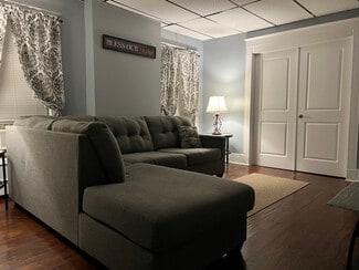 8 Davies Place Unit Roommate Rental, Poughkeepsie, NY 12601