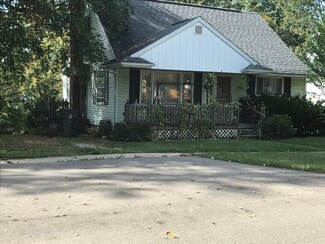 934 Hadden Ave, Howell, MI 48843