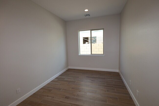 1042 W Ridge Rd, Apache Junction, AZ 85120 - photo 4