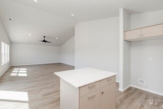 2263 N Kenneth Ave, Kuna, ID 83634