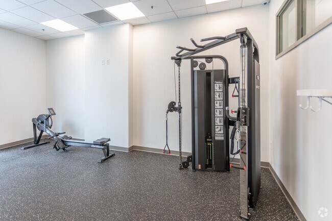 Shoreline Plaza, Minneapolis, MN 55403 - photo 7