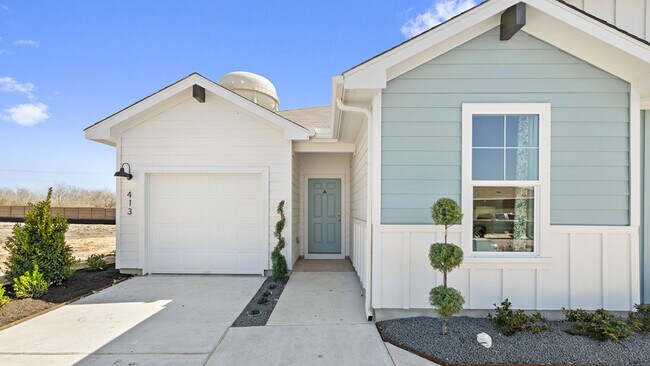 130 Harrison Crossing unit A, Uhland, TX 78640 - photo 2