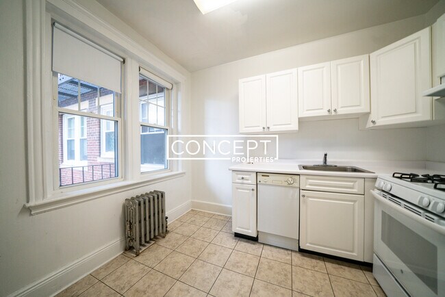 56 Selkirk Rd unit 4, Brighton, MA 02135 - photo 6