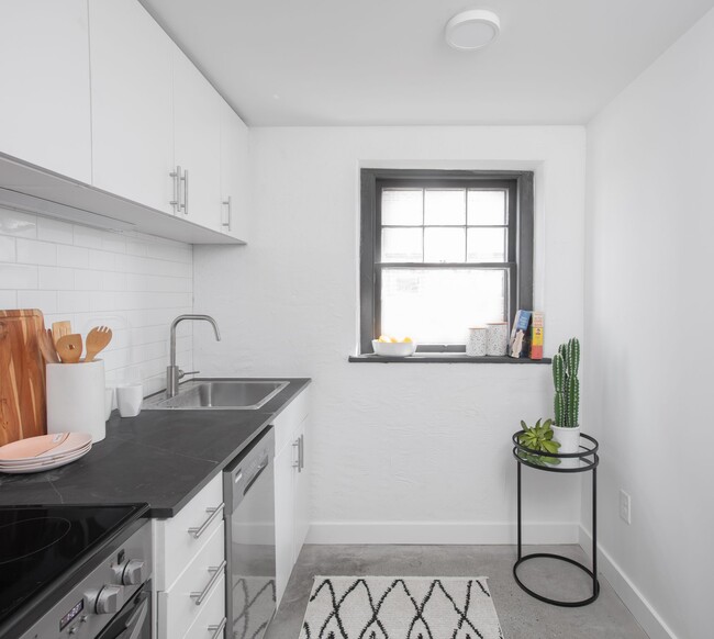 Reagan House, Des Moines, IA 50312 - photo 7