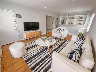 7261 Franklin Ave Unit 14, Los Angeles, CA 90046