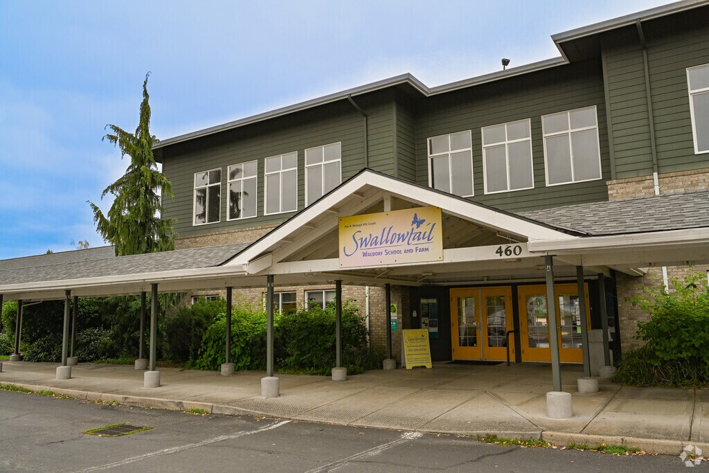 Swallowtail Waldorf School and Farm provides private education in 
Outlying Washington County.