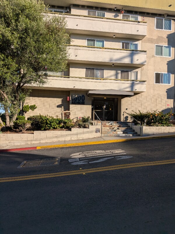 1600 Ardmore Ave, Hermosa Beach, CA 90254