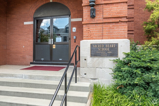 Sacred Heart School is a private, alternative, Catholic school located in Lancaster, PA.